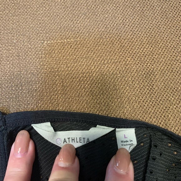 Athleta workout tank size large - Picture 3 of 4